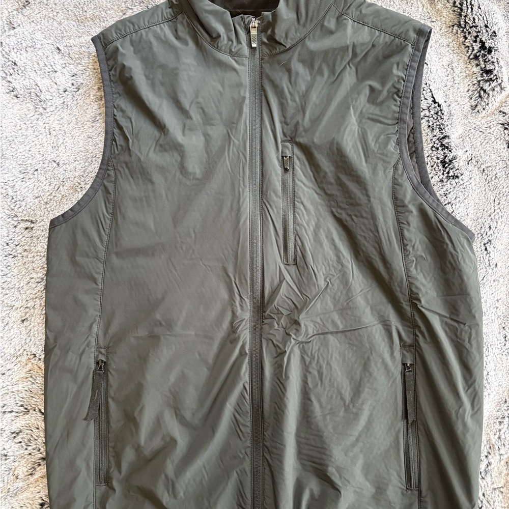 RHONE Black Men's Lightweight Zip-Up Vest